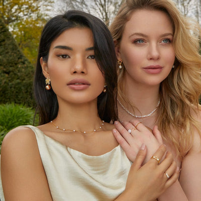 Reine Goldene Perlenkette