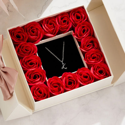 Silberne Buchstaben-Herz-Halskette